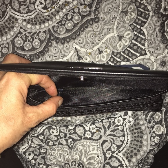 NWT Nautica wristlet wallet! - Picture 4 of 6